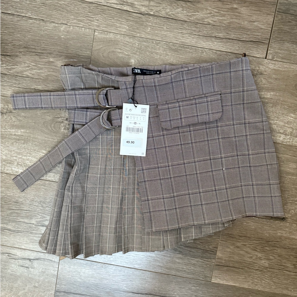 Zara Gray Plaid Mini Skirt with Belt